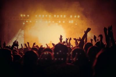 Tour privado de la vida nocturna de Praga (4 - 5 horas)