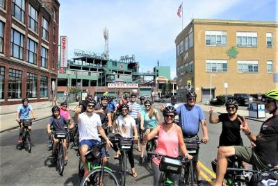 Recorrido en bicicleta por la ciudad: Pedalee por los barrios de Boston Recorrido en bicicleta por la ciudad: Pedalee por los barrios de Boston