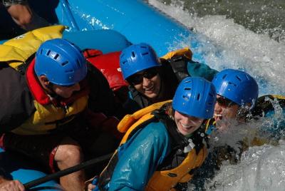 Excursión de medio día en balsa en Browns Canyon con almuerzo Excursión de medio día en balsa en Browns Canyon con almuerzo