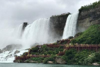 Traslado al aeropuerto, Meet & Greet (Buffalo Int'l Airport, BUF a Niagara Falls CAN)