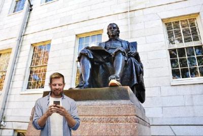 Recorrido a pie autoguiado por el campus de Harvard en Cambridge