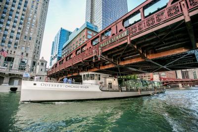 Crucero con almuerzo arquitectónico premier por el río Chicago