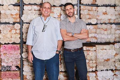 Visita a la fábrica detrás de escena - M&S Schmalberg Flowers