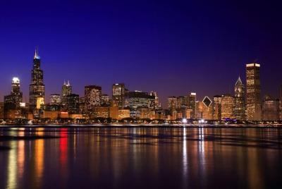 Tour nocturno en Segway de 2 horas por las luces de la ciudad de Chicago