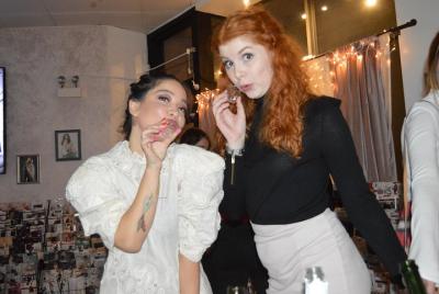 La mejor noche de chicas en Chicago: vino espumoso, sesión de fotos, burlesque