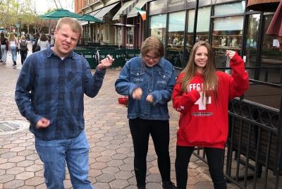 Aventura de búsqueda del tesoro en Cincinnati por Zombie Scavengers