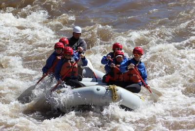 Rafting en Arizona en el río Salt - Excursión de medio día en balsa Rafting en Arizona en el río Salt - Excursión de medio día en balsa