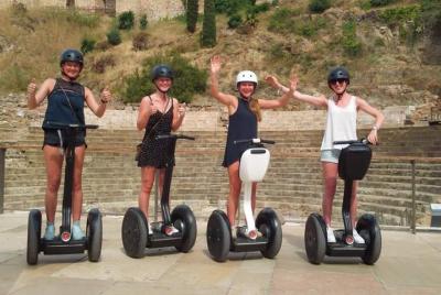 Tour del Castillo de Segway de Málaga Tour del Castillo de Segway de Málaga