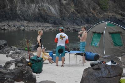 Whitewater Rafting 2 días completos y 1 noche