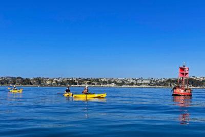 Tour en kayak y senderismo por el puerto de Dana Point