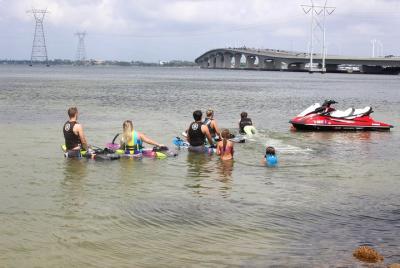 Experiencia de JetSurfing de 2 horas para 4 corredores Experiencia de JetSurfing de 2 horas para 4 corredores