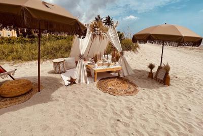 2 1/2 horas en un lujoso picnic en la playa . Al el amanecer para usted y sus seres queridos. 