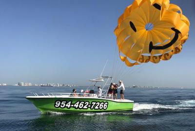 Aventura en parasailing en Fort Lauderdale