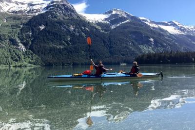 Excursión en kayak por el lago Chilkoot: salida de Haines Excursión en kayak por el lago Chilkoot: salida de Haines
