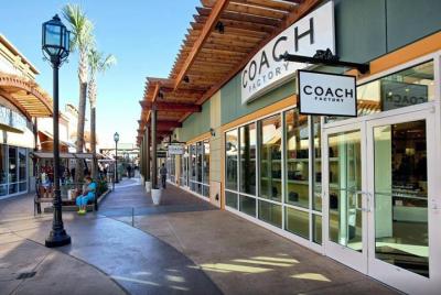 Visita turística a los Outlets Tanger y la ciudad de Houston Visita turística a los Outlets Tanger y la ciudad de Houston