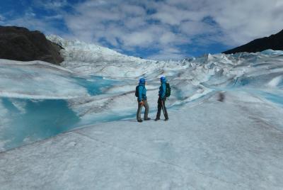 Caminata Canoa y Caminata en el Glaciar Mendenhall Caminata Canoa y Caminata en el Glaciar Mendenhall