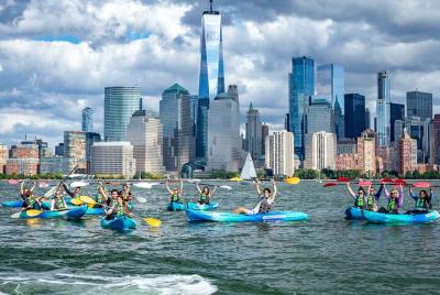 Aventura en kayak al atardecer y horizonte de 1 hora en Nueva York Aventura en kayak al atardecer y horizonte de 1 hora en Nueva York