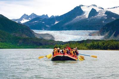 Excursión por la costa de Juneau: Tour de rafting por el glaciar Mendenhall Excursión por la costa de Juneau: Tour de rafting por el glaciar Mendenhall