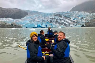 Tour en canoa por el lago Mendenhall Glacier Tour en canoa por el lago Mendenhall Glacier