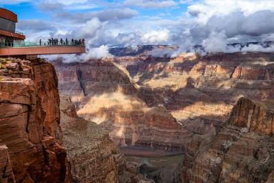 Recorrido de un día por el lado oeste del Gran Cañón desde Las Vegas Recorrido de un día por el lado oeste del Gran Cañón desde Las Vegas