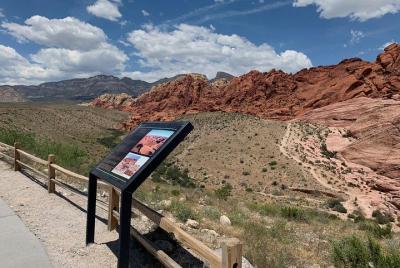 Red Rock Canyon, 7 montañas mágicas, Boulder City y Hoover Dam Tour Red Rock Canyon, 7 montañas mágicas, Boulder City y Hoover Dam Tour