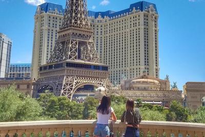 Explore los mejores lugares imprescindibles: recorrido a pie por el Strip de Las Vegas Explore los mejores lugares imprescindibles: recorrido a pie por el Strip de Las Vegas