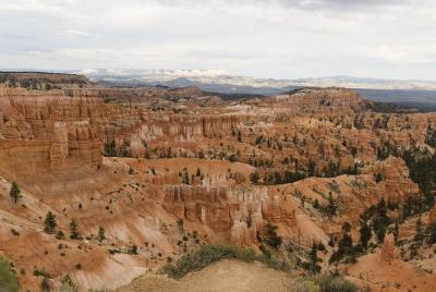 Excursión de 2 días al Parque Zion Bryce Canyon y al Valle del Fuego desde Las Vegas Excursión de 2 días al Parque Zion Bryce Canyon y al Valle del Fuego desde Las Vegas