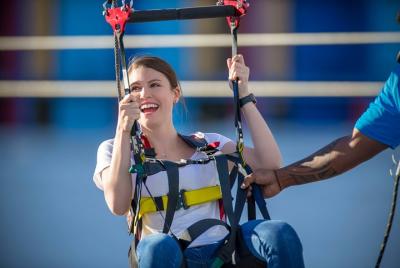 Vuela LINQ Zipline en The LINQ Vuela LINQ Zipline en The LINQ