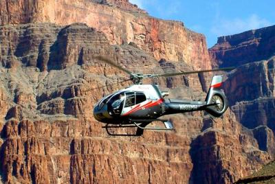 Excursión de un día para grupos pequeños por el West Rim del Gran Cañón con aterrizaje opcional en helicóptero Excursión de un día para grupos pequeños por el West Rim del Gran Cañón con aterrizaje opcional en helicóptero