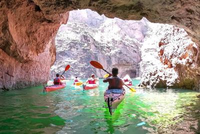 Kayak Emerald Cave Express desde Las Vegas Kayak Emerald Cave Express desde Las Vegas