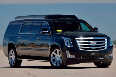Llegada Traslado privado a Las Vegas en SUV de lujo o limusina hasta 8 pax Llegada Traslado privado a Las Vegas en SUV de lujo o limusina hasta 8 pax
