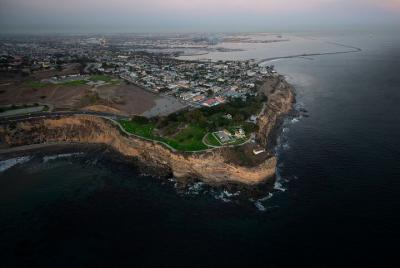 Recorrido privado en helicóptero sobre el litoral de Los Ángeles desde Long Beach Recorrido privado en helicóptero sobre el litoral de Los Ángeles desde Long Beach