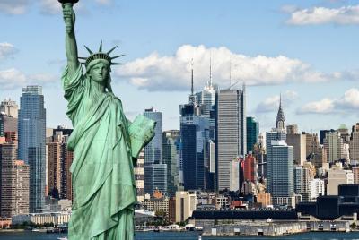 Traslado privado de llegada: aeropuerto de Nueva York JFK a Nueva York en SUV de lujo Traslado privado de llegada: aeropuerto de Nueva York JFK a Nueva York en SUV de lujo