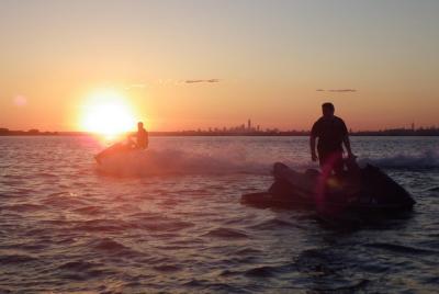 Tour de Nueva York Sunset and Wildlife Jet Ski Tour de Nueva York Sunset and Wildlife Jet Ski