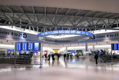 Traslado Privado del Aeropuerto JFK a Woodbury Common Premium Outlets Traslado Privado del Aeropuerto JFK a Woodbury Common Premium Outlets
