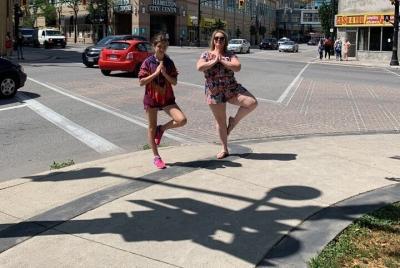Búsqueda del tesoro de la ciudad divertida en Oxnard por Wacky Walks