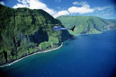 Recorrido en helicóptero por Maui occidental y Molokai de 45 minutos Recorrido en helicóptero por Maui occidental y Molokai de 45 minutos