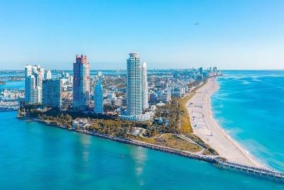 Tour en avión privado sobre Miami: ¡50 min de vistas mágicas!