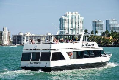 Paseo en barco por la bahía de Biscayne en Miami