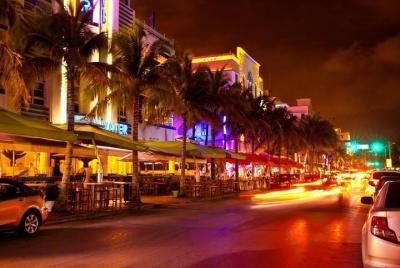Búsqueda de bares en Miami Beach: embárcate en South Beach
