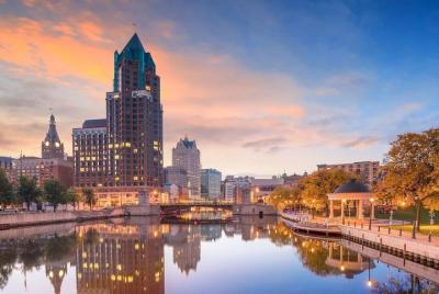 Búsqueda de bares de Milwaukee: rastreo de bares de Milwaukee