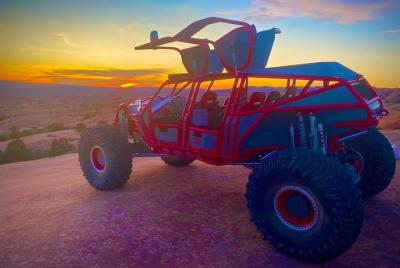 Excursión al atardecer Moab Mega Buggy Poison Spider Mesa Sunset Excursión al atardecer Moab Mega Buggy Poison Spider Mesa Sunset