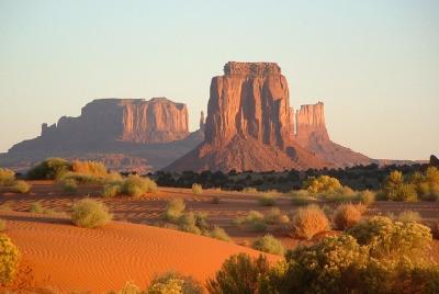 Atardecer de atrapasueños en Monument Valley