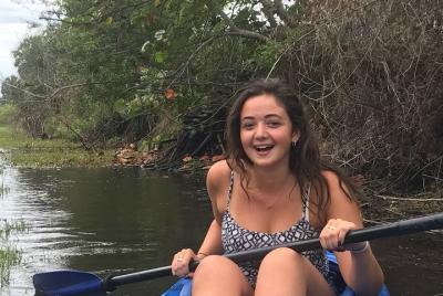 La mejor experiencia de kayak en los lagos, el distrito artístico de Bayshore en Nápoles La mejor experiencia de kayak en los lagos, el distrito artístico de Bayshore en Nápoles