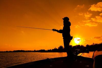 Pesca al atardecer privado o paseo en barco turístico en la bahía de Nápoles y el golfo Pesca al atardecer privado o paseo en barco turístico en la bahía de Nápoles y el golfo