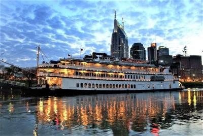 Crucero con almuerzo o cena en el General Jackson Showboat en Nashville Crucero con almuerzo o cena en el General Jackson Showboat en Nashville