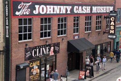 Pase de diversión de Nashville: Museo Johnny Cash, Hatch Show, Ole Smoky Moonshine y más Pase de diversión de Nashville: Museo Johnny Cash, Hatch Show, Ole Smoky Moonshine y más
