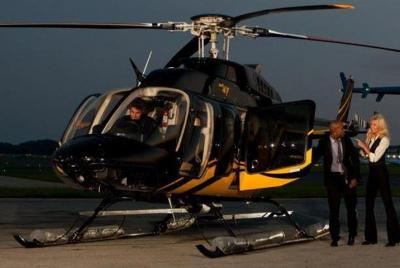 Traslado privado en helicóptero desde los aeropuertos de Nueva York al Bajo Manhattan Traslado privado en helicóptero desde los aeropuertos de Nueva York al Bajo Manhattan