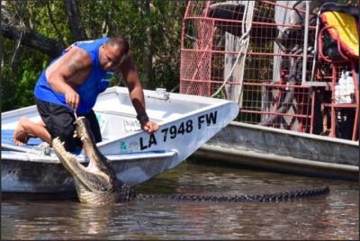 Bachelor privado o Bachelorette Airboat Swamp Tour en Nueva Orleans