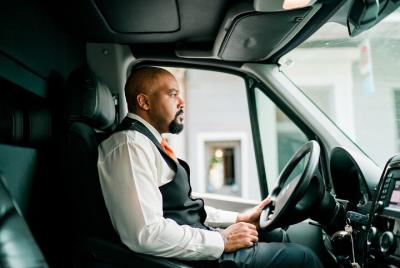 Traslado de ida y vuelta al aeropuerto con chofer en Nueva Orleans